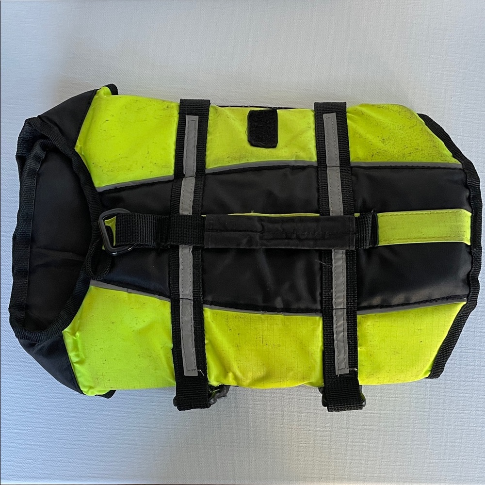 Dog Life Jacket - Petco brand - Small - Used